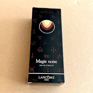 1978 Maggie noire Lancôme